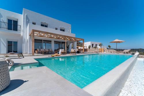 Nora Villa — 4-Star Luxury Hotel in Afantou, Greece
