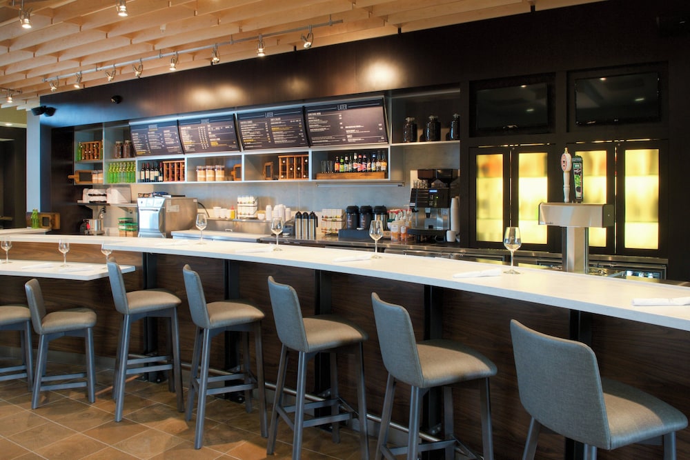 Courtyard by Marriott Seattle Everett Downtown - photo 33