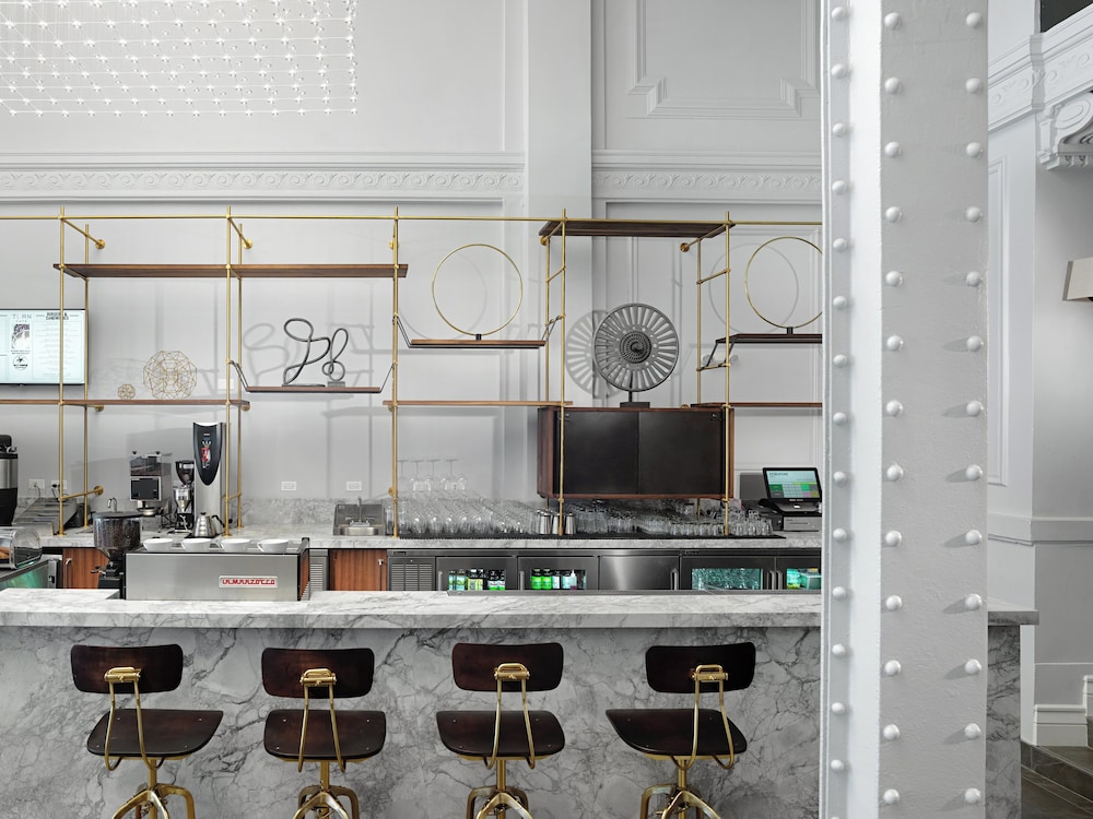 Axiom Hotel - photo 40