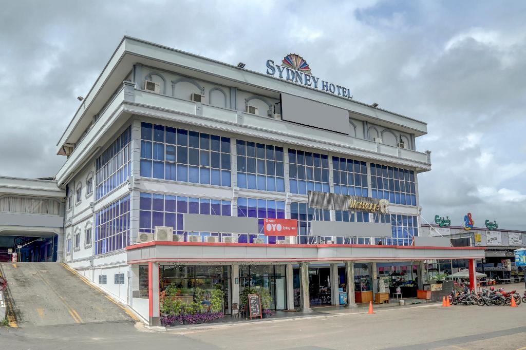 Oyo 90005 Sydney Hotel — Batam