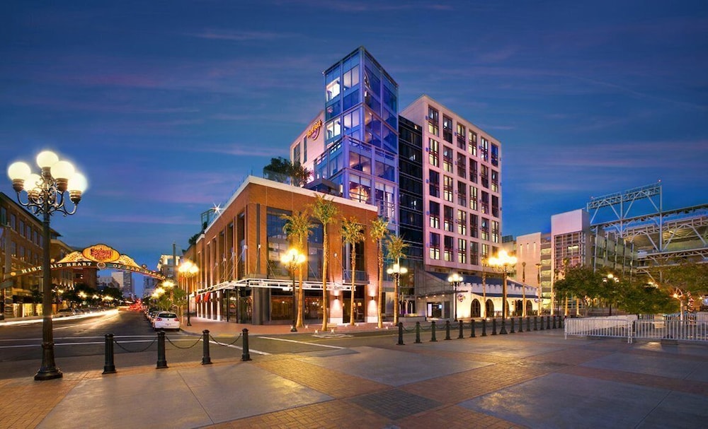 Hard Rock Hotel San Diego — 4-Star Luxury Hotel in San Diego, United States