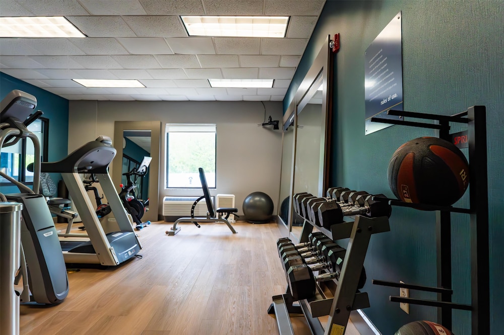 Hampton Inn Turnersville - photo 34