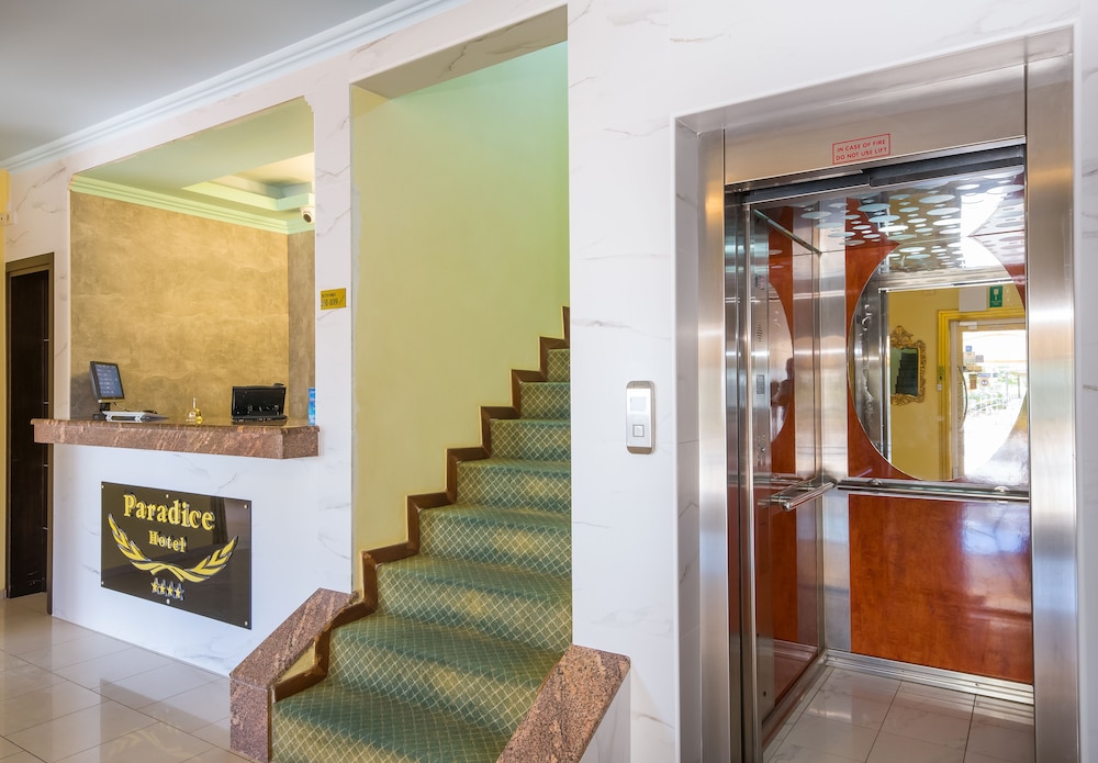 Paradice Holidays for 3 in Stavros, Greece