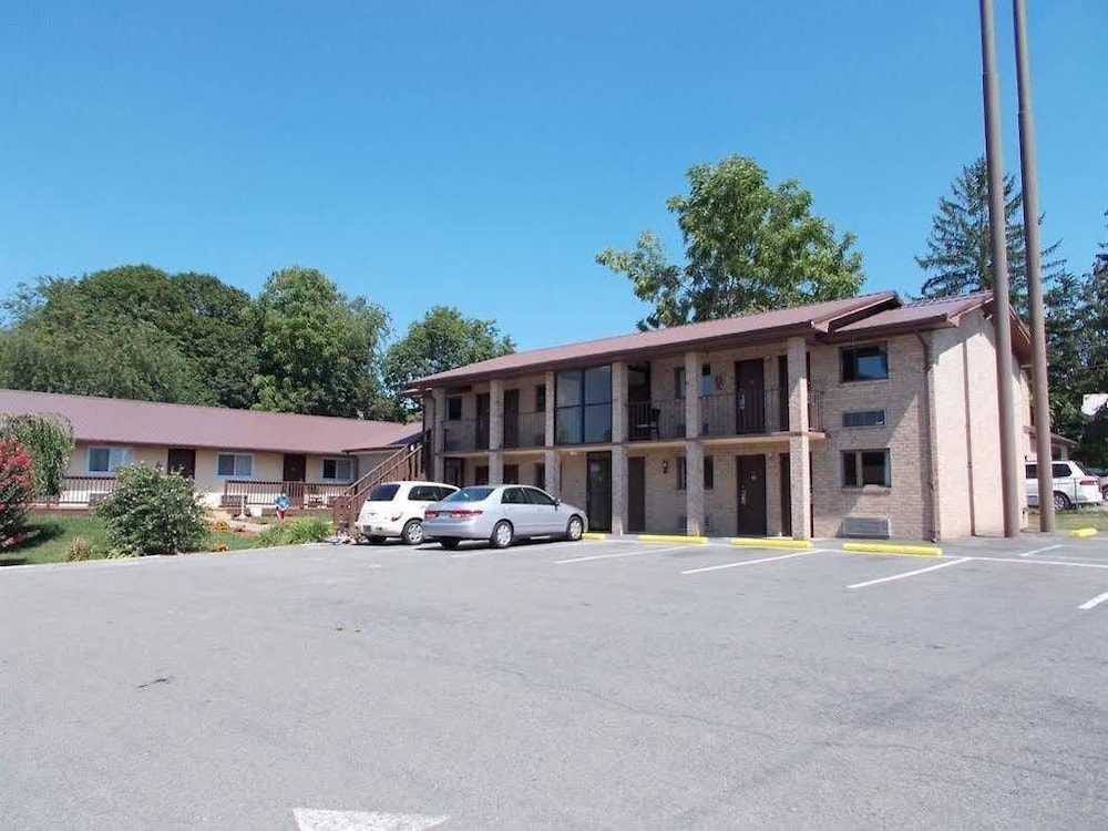 Motel M Lewisburg - photo 23
