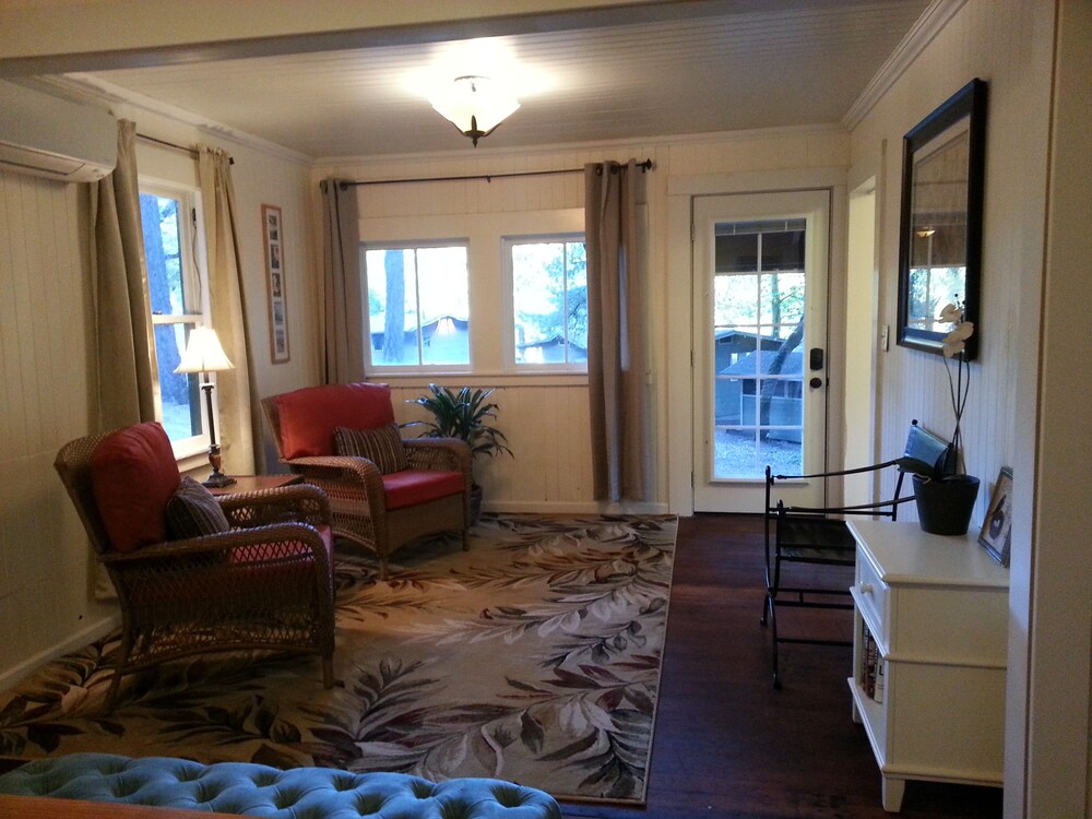 China Creek Cottages - photo 16