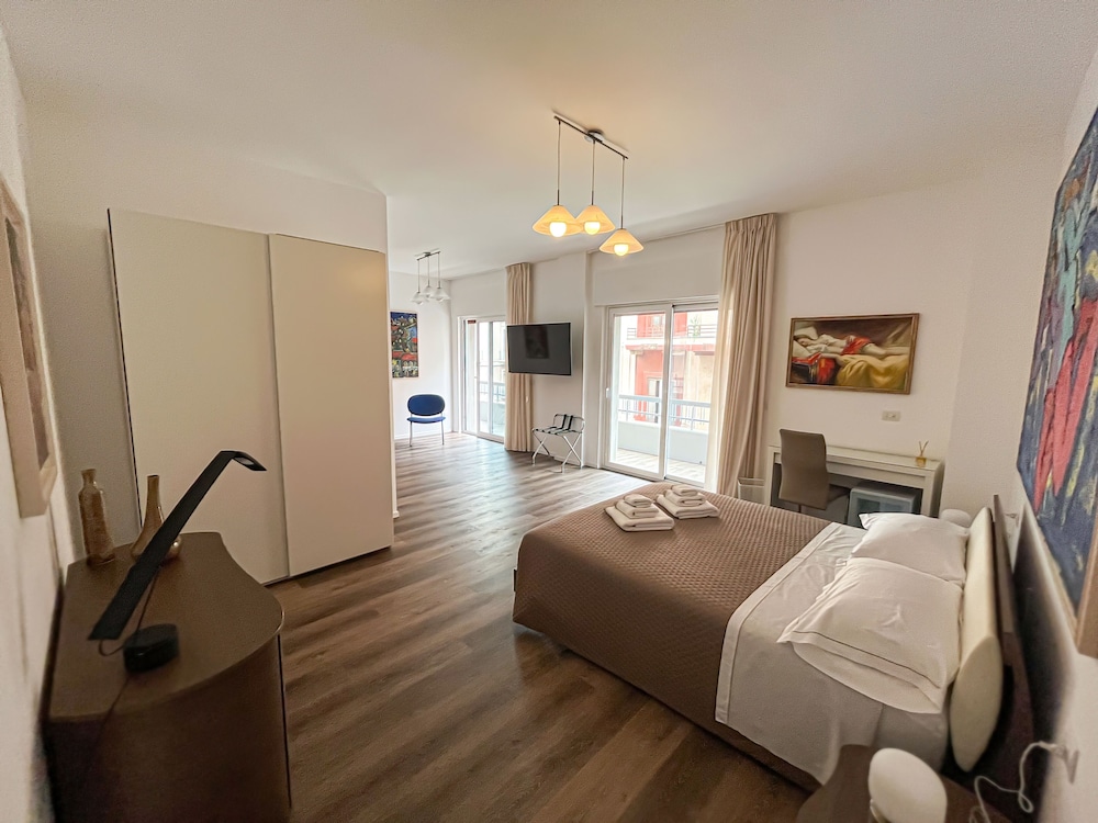 Melo 48 — 4-Star Luxury Hotel in Bari, Italy