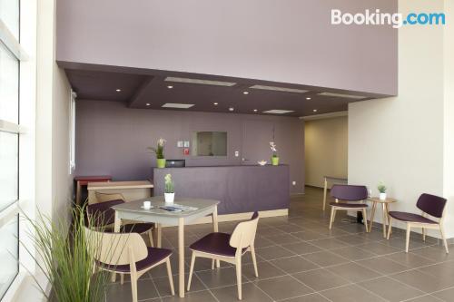 Les Clefs Du Roy - carbon neutral hotel in Buc