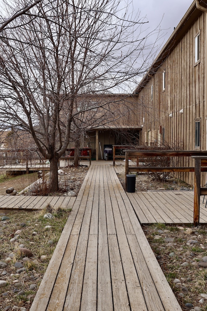 Rocky Mountain Lodge - photo 28