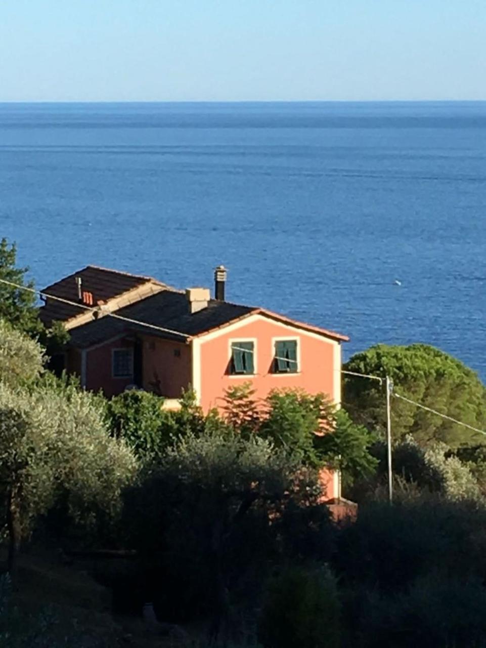 Seaside Villa Between Portofino And Cinque Terre — 4-Star Luxury Hotel in Zoagli, Italy