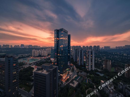 Mr. Roboh Hotel - carbon neutral hotel in Chongqing