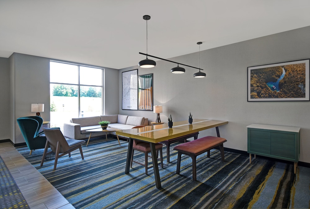 Holiday Inn Grand Rapids North Walker by IHG - photo 53