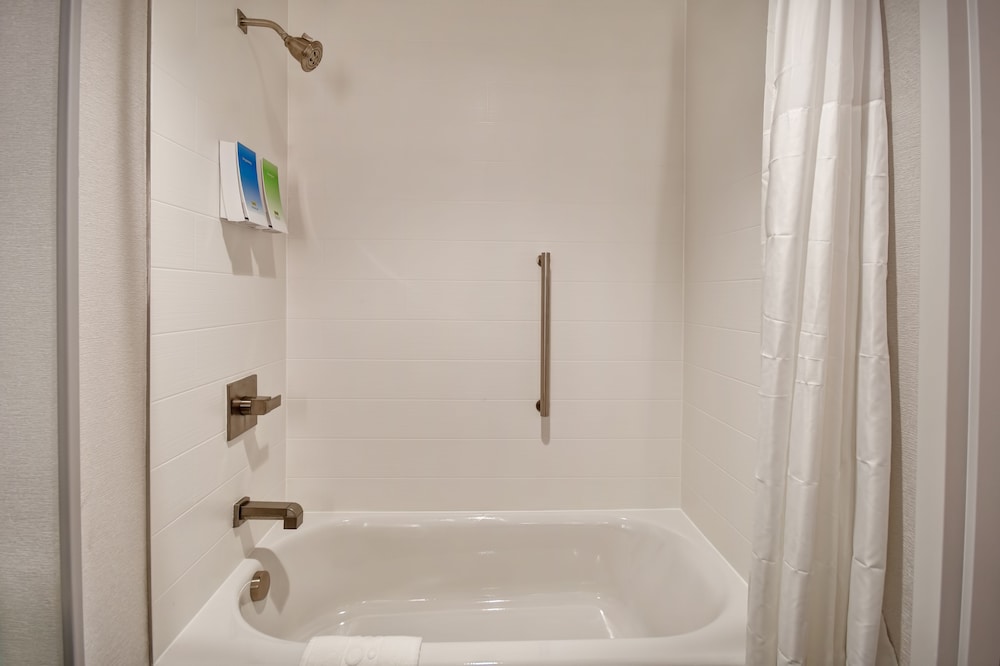 Home2 Suites by Hilton San Francisco Airport North - photo 17