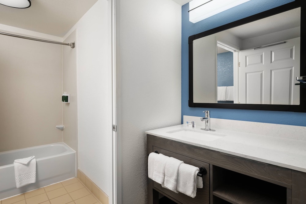 Residence Inn By Marriott Anaheim Resort Area - photo 15