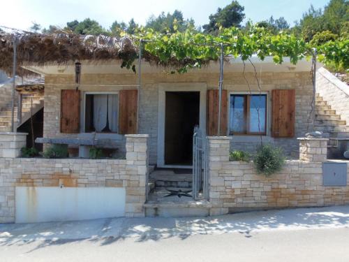 Stiniva stone House — 5-Star Luxury Hotel in Vela Luka, Croatia