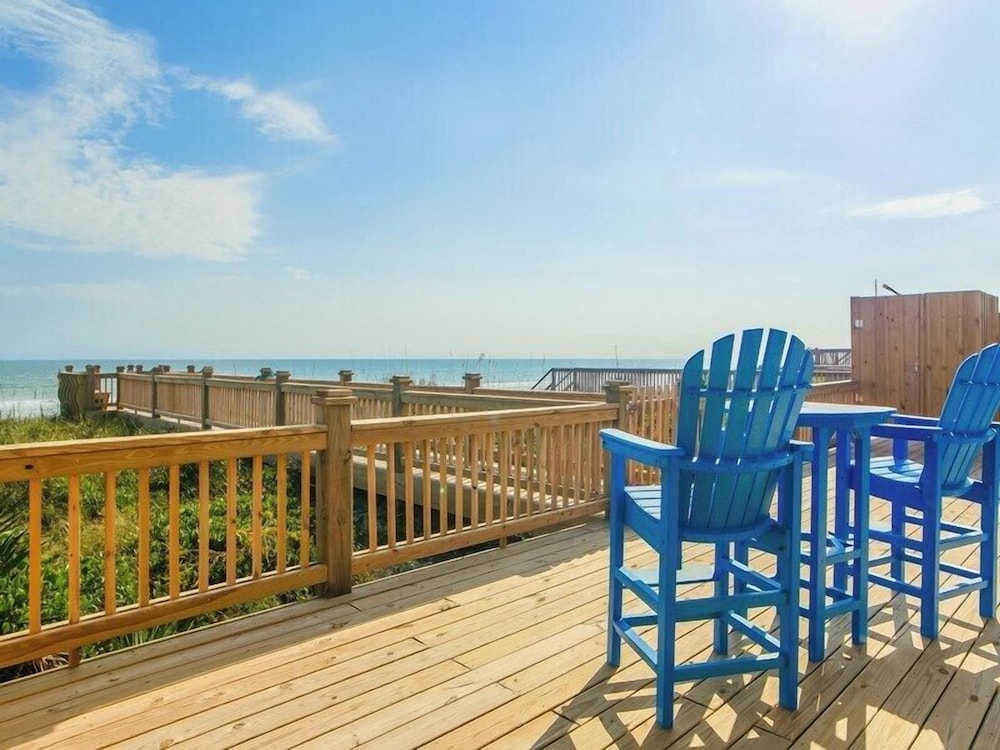 Tournesol — 4-Star Luxury Hotel in Santa Cruz, United States