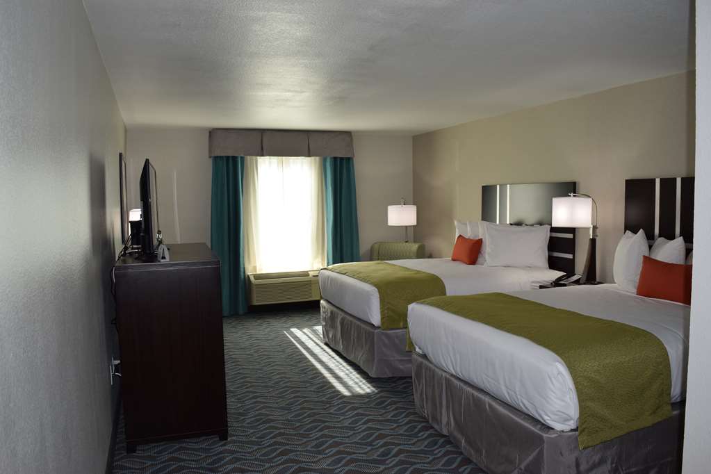 Best Western Plus Hardeeville Inn & Suites - photo 14
