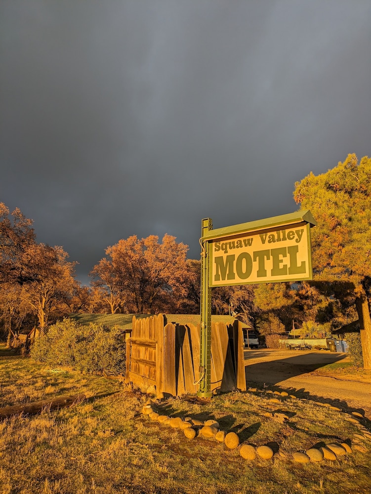 Squaw Valley Motel Room 2 — hotel in Squaw Valley