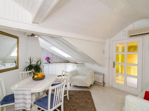 Apartment Emma Two Bedroom Apartment with Balcony and Sea View — 4-Star Luxury Hotel in Dubrovnik, Croatia
