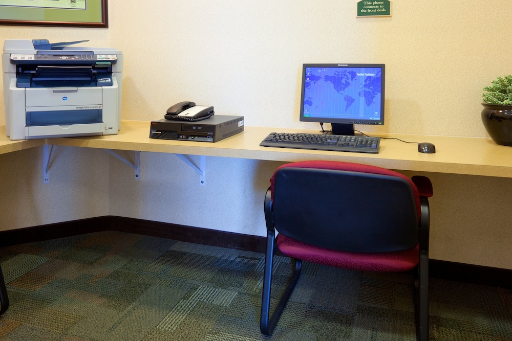 Holiday Inn Madison at The American Center by IHG - photo 36