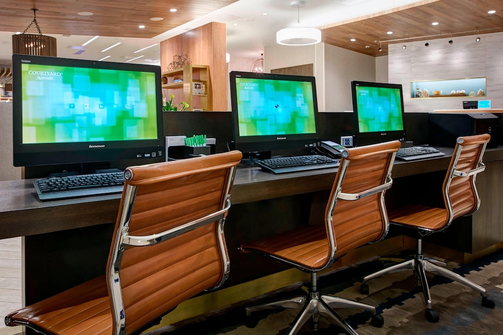 Courtyard by Marriott Erie Bayfront - photo 74