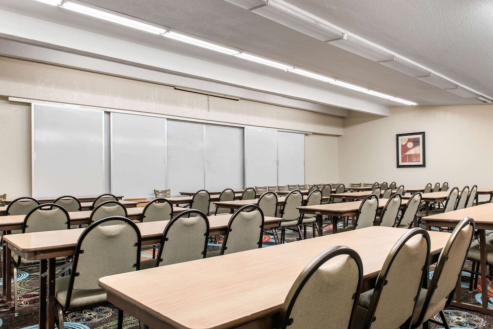 Quality Inn & Suites Miamisburg - photo 24