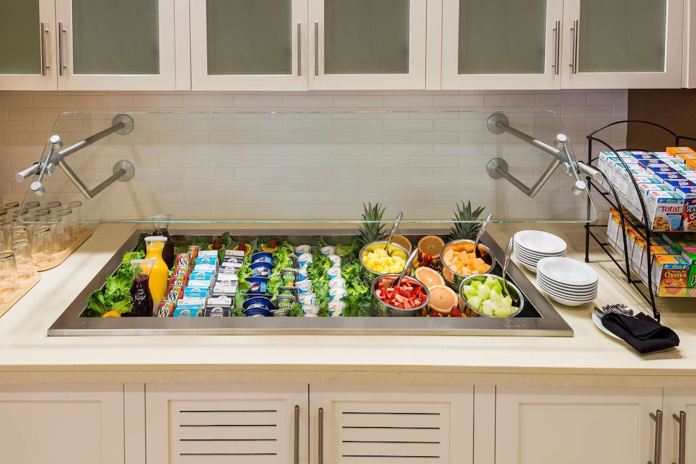 Hilton Garden Inn Wayne - photo 29
