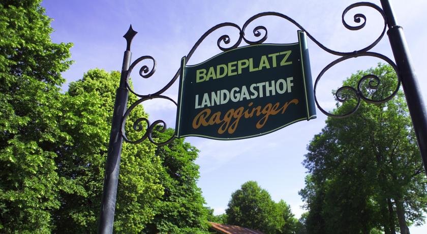 Hotel & Restaurant Ragginger Attersee in Salzburg, Austria