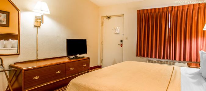 Econo Lodge Bloomington - photo 30