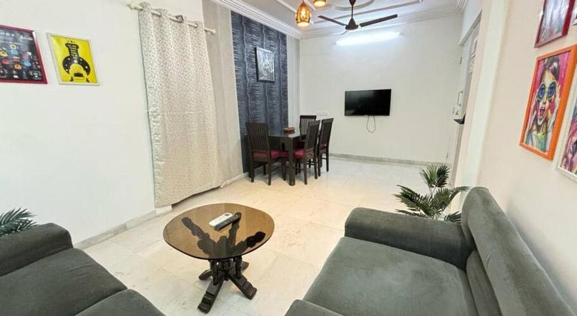 Ivy Aristo Private 1 Bhk in heart of Lokhandwala Andheri