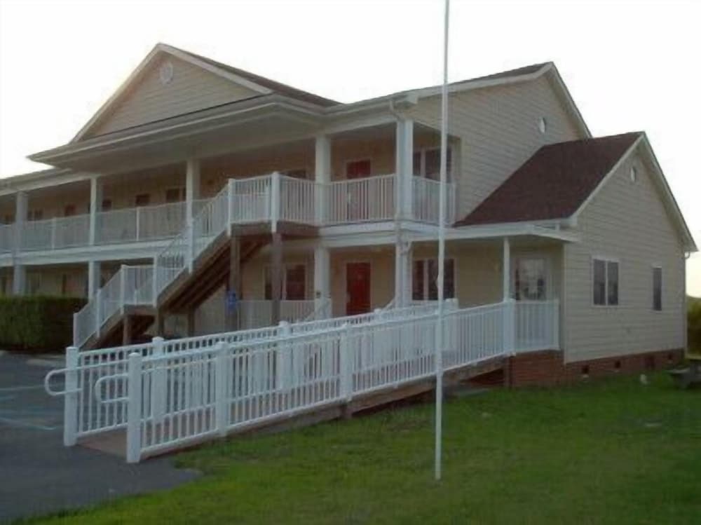 Shore Stay Suites - featured photo