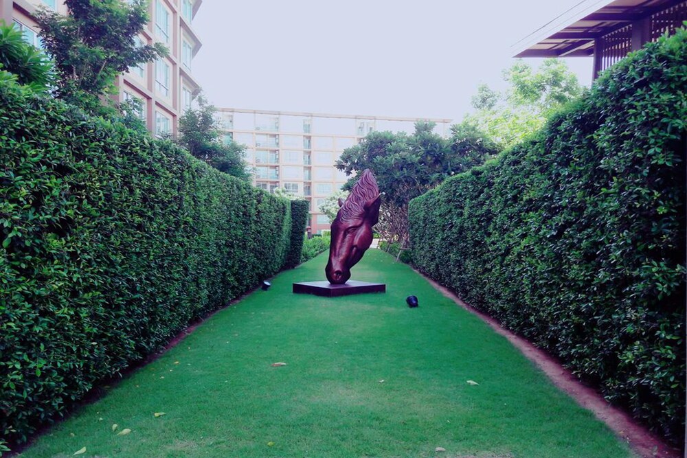 Baan Thew Lom @ Sea — 4-Star Luxury Hotel in Cha-Am, Thailand