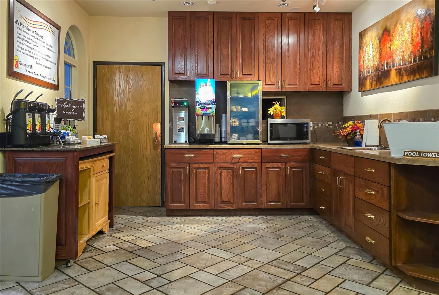 Super 8 by Wyndham Grangeville - photo 147