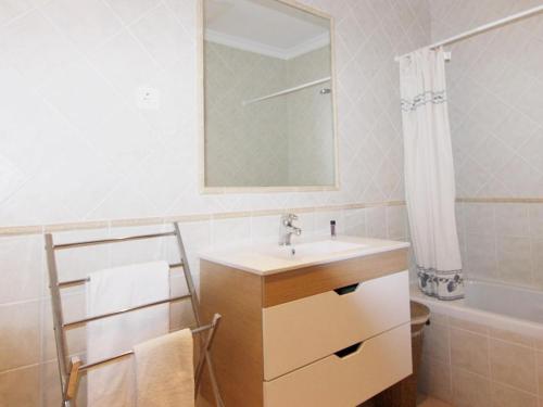 Los Arcos 3 Pool & Vilamoura Center — 4-Star Luxury Hotel in Vilamoura, Portugal