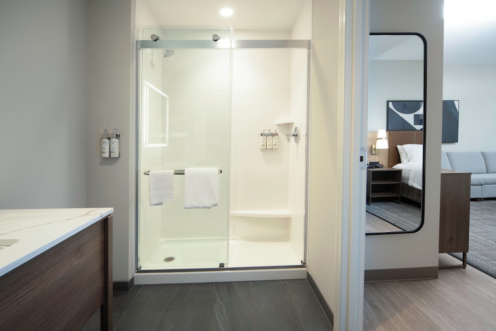Staybridge Suites Cincinnati East Milford by IHG - photo 16