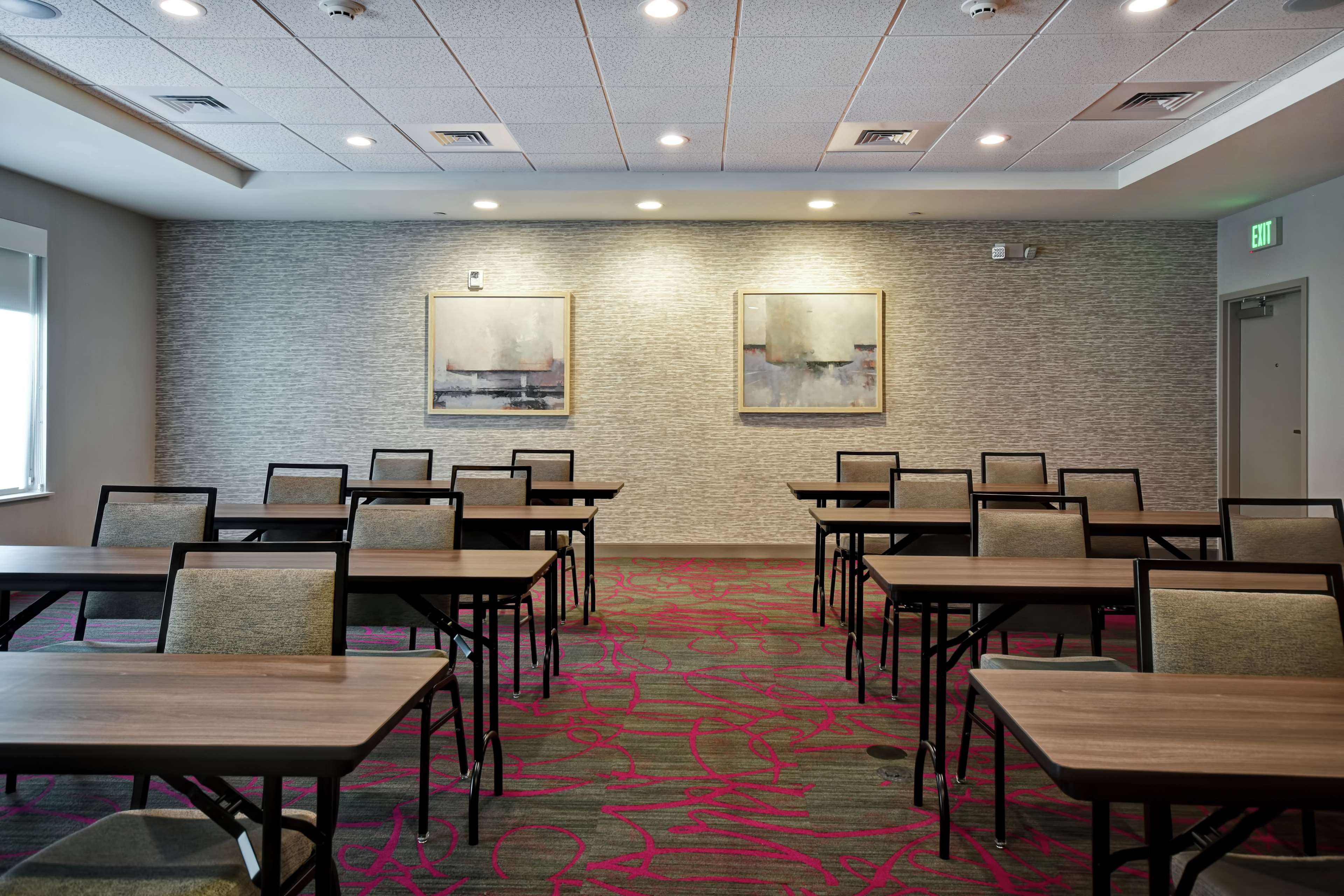 Home2 Suites by Hilton Birmingham Fultondale - photo 19