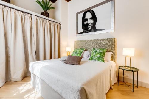 Trevi Chic House — 4-Star Luxury Hotel in Rome, Italy