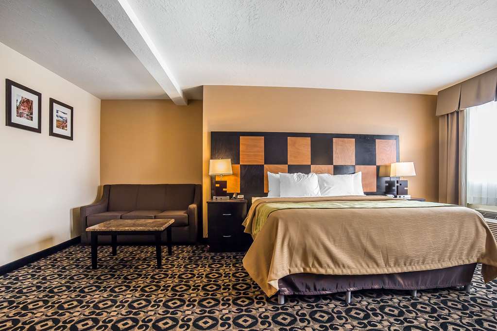 Comfort Inn Ballard Roosevelt - photo 33