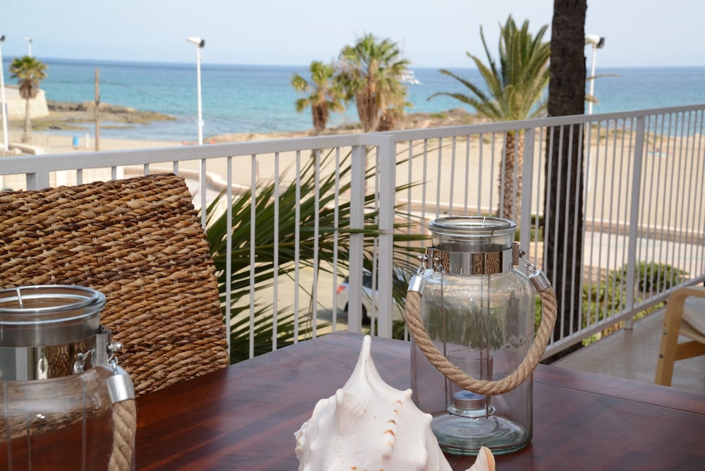 Apartamento playa arenal Calpe Grupo Terra de Mar alojamientos con encanto — 4-Star Luxury Hotel in Calp, Spain