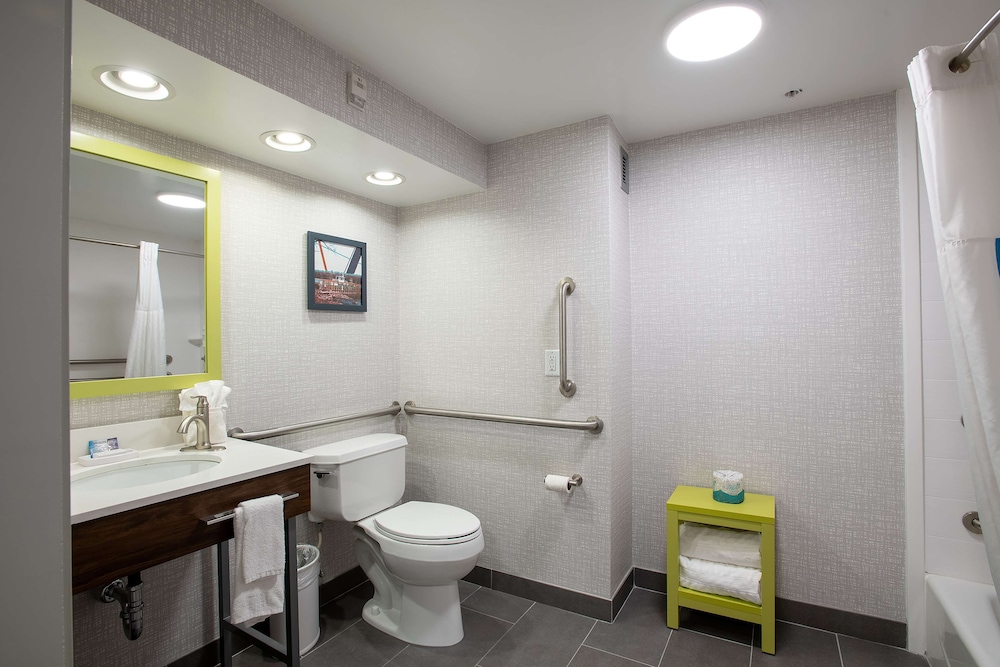 Hampton Inn Seaford - photo 23