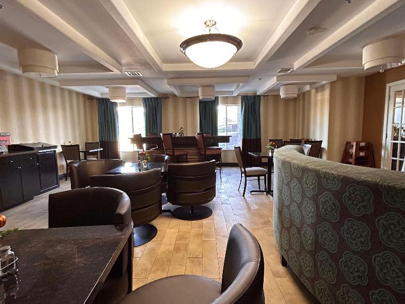 Holiday Inn Express Leesville - photo 52
