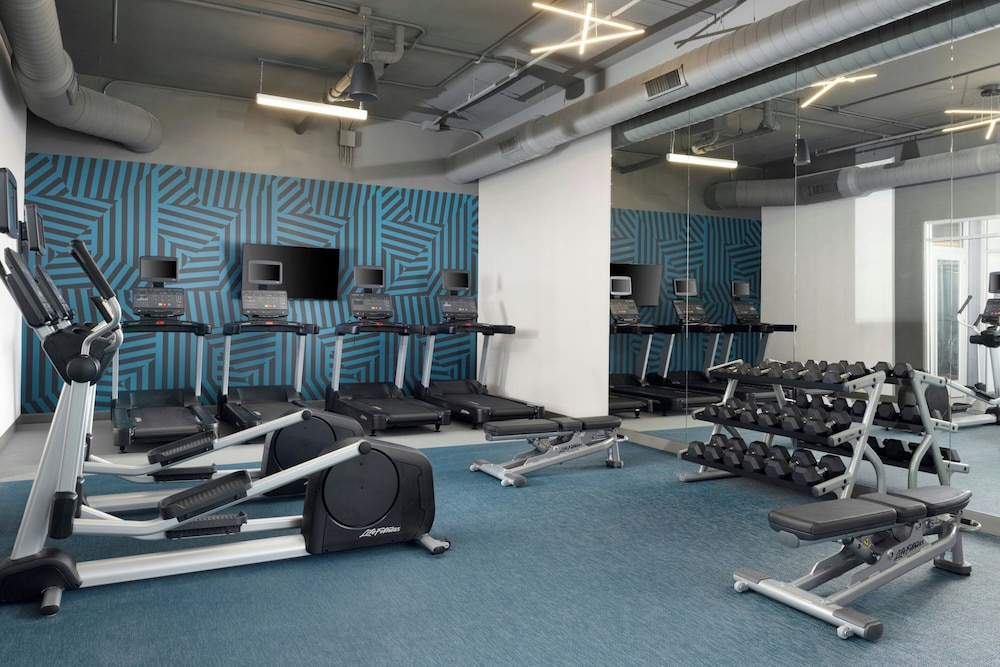 Aloft Waukee - photo 13