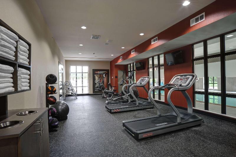 Hampton Inn & Suites Ardmore - photo 7