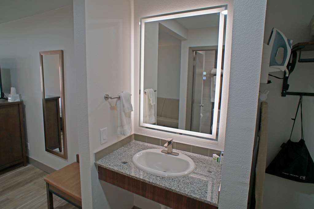 Baymont by Wyndham Monte Vista - photo 47