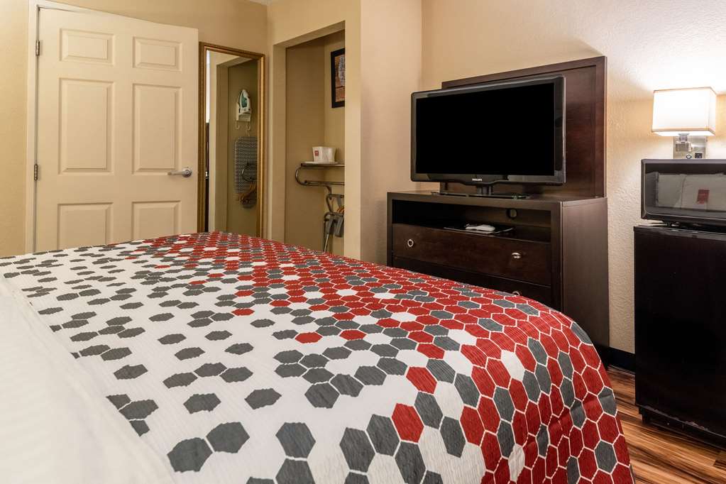 Econo Lodge Hillsboro I 35 - photo 15