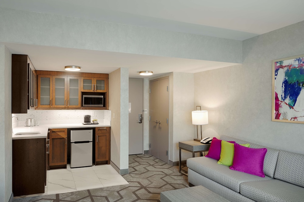 The Kingsley Bloomfield Hills a DoubleTree by Hilton - photo 25