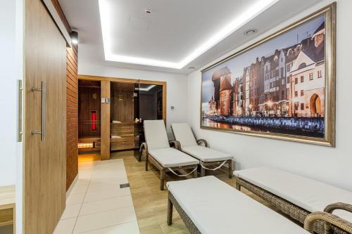 Flatbook Old Town Deluxe Apartments with Sauna and Parking — 4-Star Luxury Hotel in Gdansk, Poland