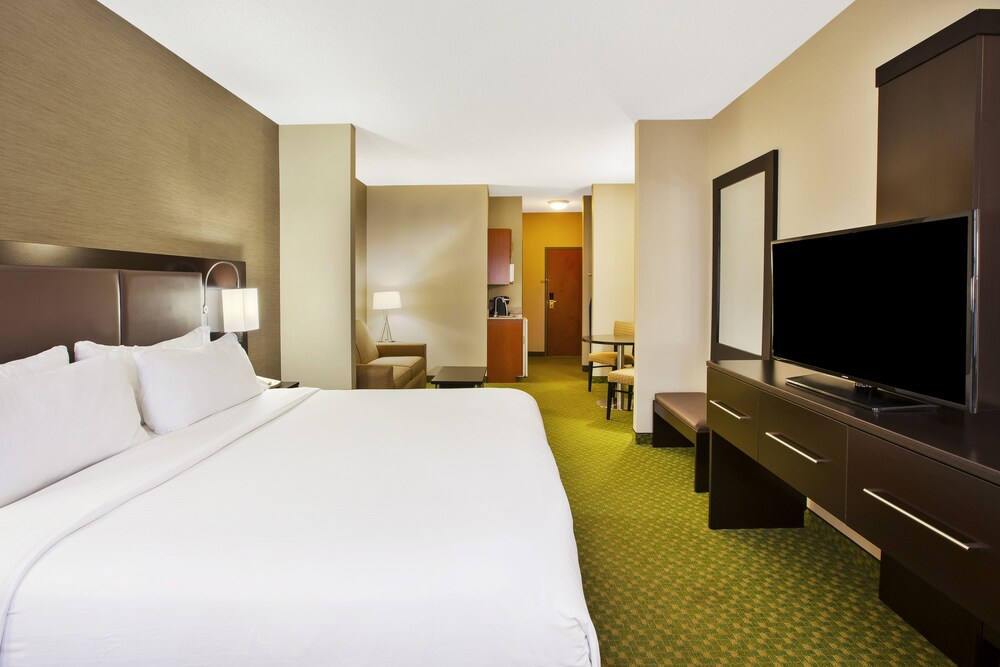 Holiday Inn Express & Suites Montpelier by IHG - photo 22