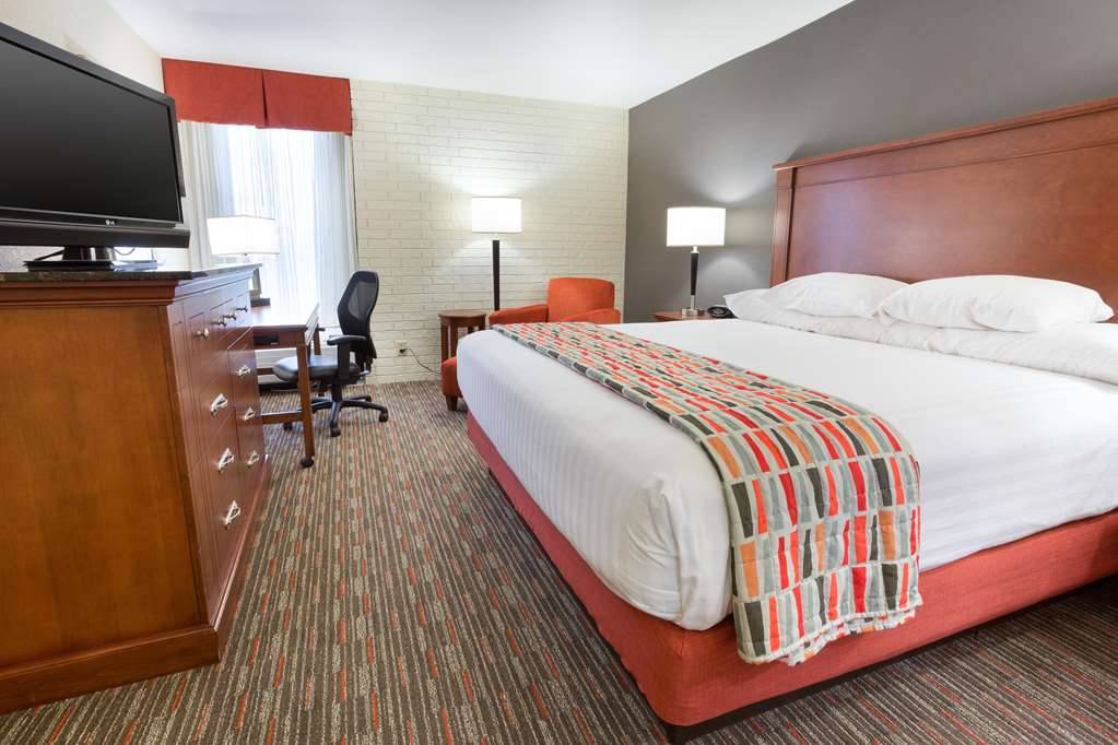 Drury Inn & Suites Joplin - photo 13