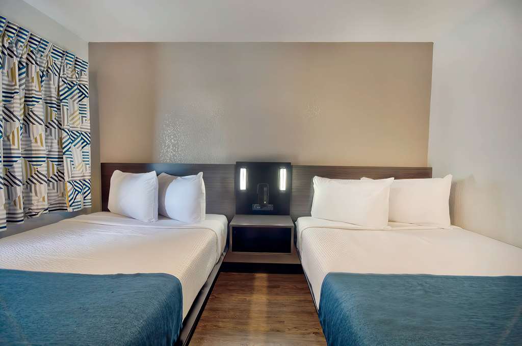 Motel 6 Palmdale CA - photo 8