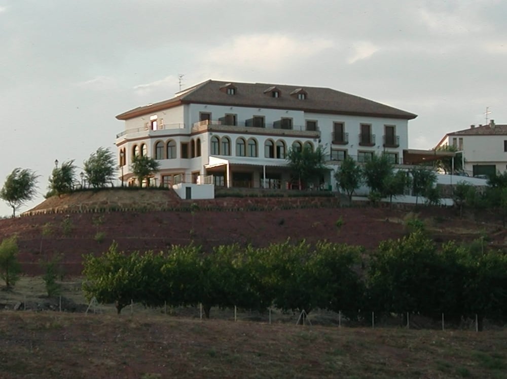 Hotel Restaurante BaÑos